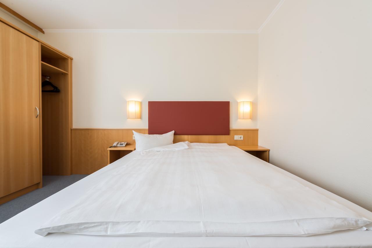 Residenz - Businesshotel Бенсхайм Экстерьер фото